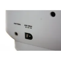 Многофункциональная автоматическая швейная машинка SEWING MACHINE FHSM-505 12 в 1, Мини-швейная машина с оверлоком 12 функций 2 режима Белая