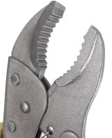 Універсальні затискні кліщі Затискач Kubis C45 HRC 44-48 180 мм з фіксатором захоплення, регульовані щипці Xinye Tools FR-10687 з прогумованою ручкою