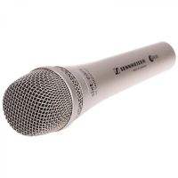 Ручний провідний мікрофон Sennheiser Evolution E935, вокальний