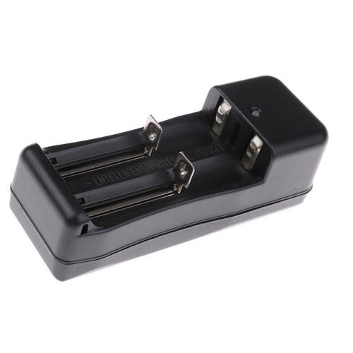 Зарядний пристрій на 2 акумулятора 18650 3,7 V MS-202A