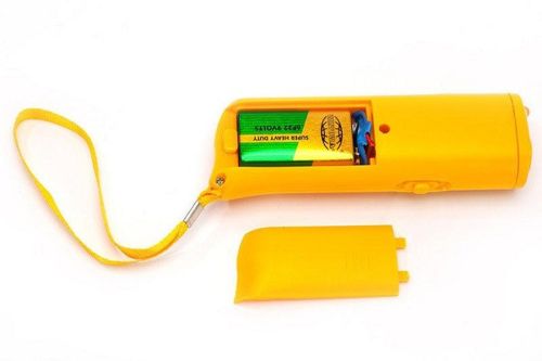 Потужний ультразвуковий відлякувач собак Super Ultrasonic AD-100, відлякувач з функцією навчання і захисту від собаки з ліхтариком Супер Ультрасонік