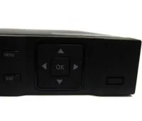 Провідний відеореєстратор DVR UKC CAD 1204 AHD 4 канальний, мережевий IP реєстратор на 4 камери для відеоспостереження і управління камерами Чорний
