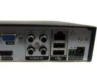 Провідний відеореєстратор DVR UKC CAD 1204 AHD 4 канальний, мережевий IP реєстратор на 4 камери для відеоспостереження і управління камерами Чорний