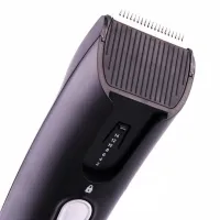 Беспроводная аккумуляторная окантовочная машинка USB VGR V-015 для стрижки усов и бороды, Аккумуляторный портативный триммер бритва для мужчин Черная
