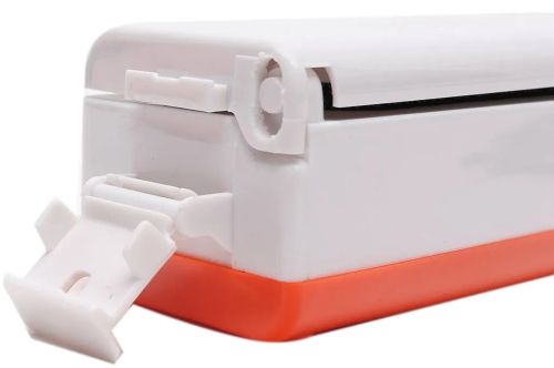 Вакуумний пакувальник пакетів New vacuum Sealer Автоматичний вакууматор, побутовий апарат вакуумайзер для упаковки і зберігання їжі, продуктів Білий