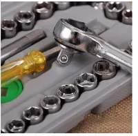 Набір торцевих головок з тріскачкою і подовжувачем для авто Combination Socket Supretto 40 в 1, універсальний набір інструментів 40 предметів в кейсі