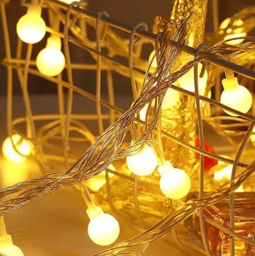 Внутренняя светодиодная гирлянда Шарики 3м 20 LED шариков на батарейках Теплый белый, Новогодняя гирлянда 3 метра для дома от батареек Теплая белая