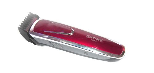 Аккумуляторная водонепроницаемая машинка для стрижки волос Gemei GM-613