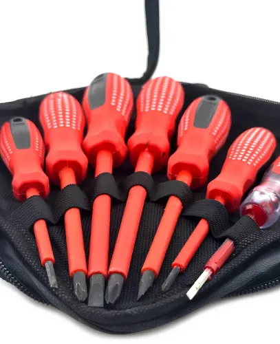 Набір діелектричних викруток Screwdriver Set 7653 7 предметів, ручний комплект інструментів з діелектричним покриттям у чохлі для захисту від струму