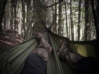 Підвісний туристичний нейлоновий гамак Hammock With Net Army до 200 кг з москітною сіткою для кемпінгу похідний гамак 263х135 Хакі Олива, Оливковий