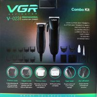 Комплект из двух аккумуляторных машинок VGR V-023 2 в 1 для стрижки волос и бороды, проводная машинка триммер с набором съемных насадок в сумке V023