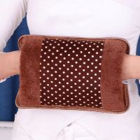 Електрична водяна грілка Hot Water Bag HD-03 для зігрівання рук 500W Плюшева м'яка муфта електрогрілка з підігрівом 34х24 см від мережі коричнева
