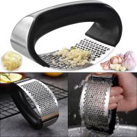 Пресс измельчитель Arc-Shaped Garlic Press для чеснока, ручная чесночница, чеснокодавка, нажимная чеснокодавилка из нержавеющей стали Черная