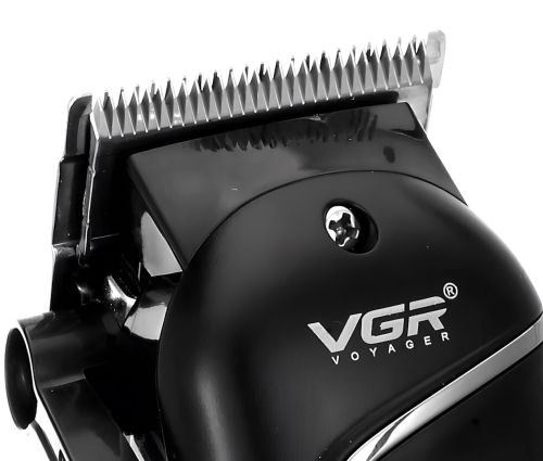 Аккумуляторная машинка для стрижки волос VGR V-683 10W беспроводной мужской триммер для окантовки бороды и усов со сменными насадками и дисплеем USB