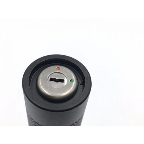 Потужна лазерна указка Green Laser Pointer YL - 303 1000mw, акумуляторний зелений лазер з ключем BL-303 діодний з насадкою ефектів для презентації